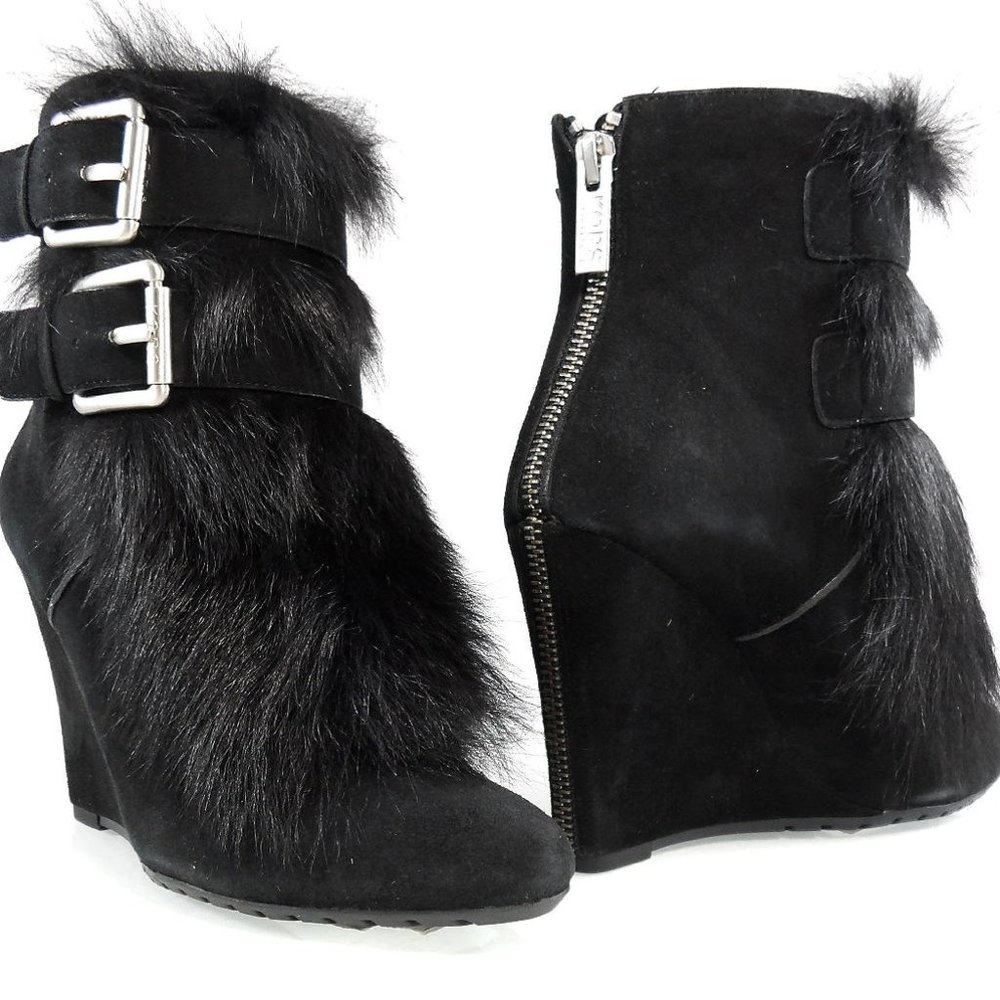 NIB$389 KORS Michael Kors IVANA BACK ZIP BUCKLED ANKLE BOOTS WEDGE Shearling 5.5